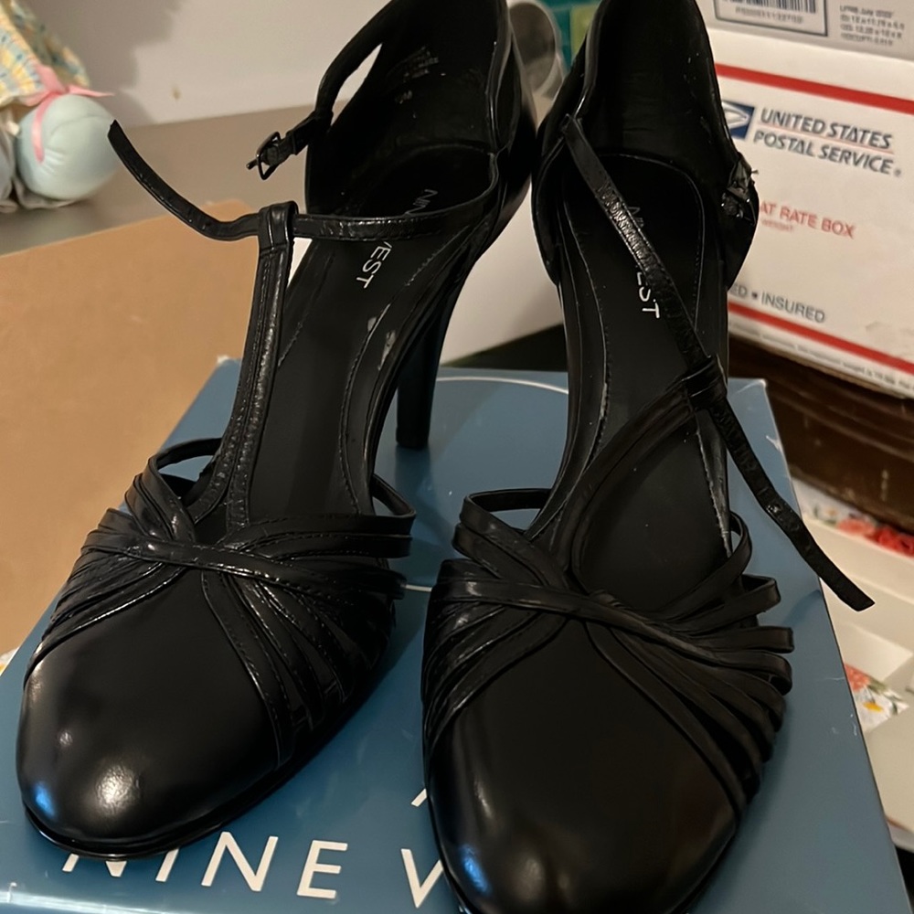 Nine West Black Leather Heels
